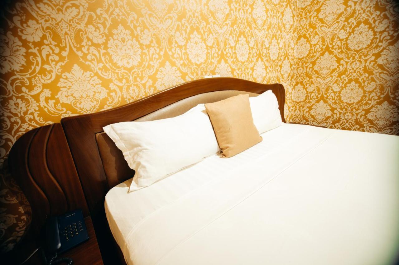 Plus 33 Hotel Nungua Esterno foto
